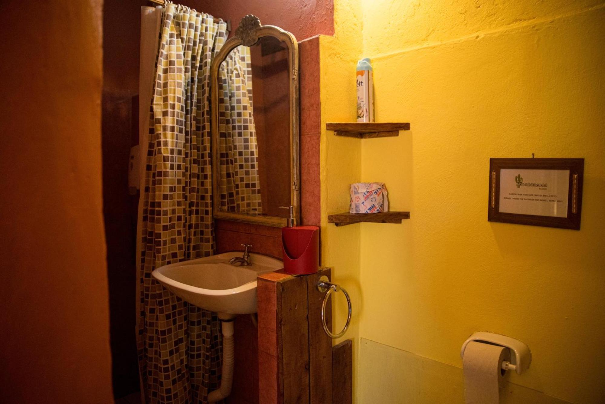 Hostel La Humahuacasa Екстер'єр фото